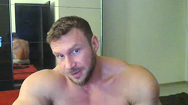 Snapshot of muscularkevin chatting on 23, 12, 2024 muscularkevin online show from 23, 12, 2024