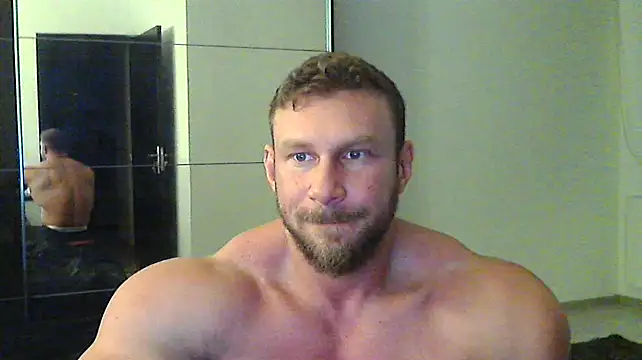 Snapshot of muscularkevin chatting on 30, 12, 2024 muscularkevin online show from 30, 12, 2024