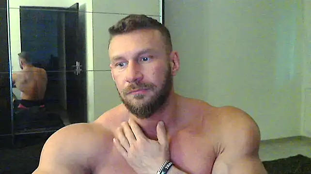 Snapshot of muscularkevin chatting on 11, 2, 2025 muscularkevin online show from 11, 2, 2025