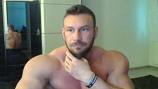 Snapshot of muscularkevin chatting on 18, 2, 2025 muscularkevin online show from 18, 2, 2025