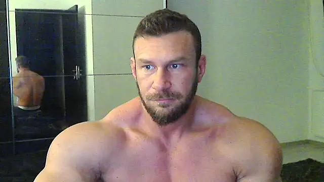 Snapshot of muscularkevin chatting on 11, 3, 2025 muscularkevin online show from 11, 3, 2025