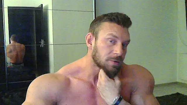 Snapshot of muscularkevin chatting on 12, 3, 2025 muscularkevin online show from 12, 3, 2025