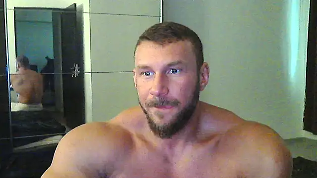 Snapshot of muscularkevin chatting on 9, 9, 2025 muscularkevin online show from 9, 9, 2025