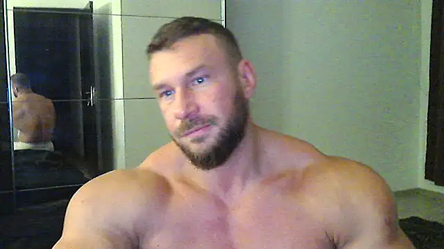 Snapshot of muscularkevin chatting on 19, 9, 2025 muscularkevin online show from 19, 9, 2025