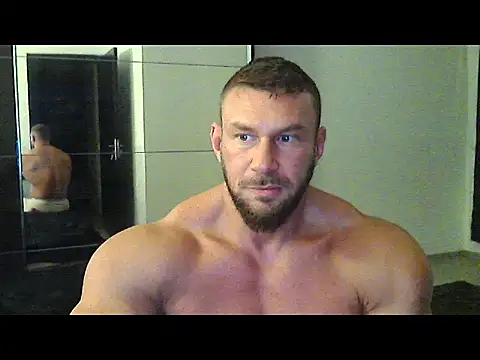 Snapshot of muscularkevin chatting on 22, 9, 2025 muscularkevin online show from 22, 9, 2025
