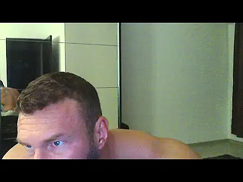 Snapshot of muscularkevin chatting on 25, 9, 2025 muscularkevin online show from 25, 9, 2025