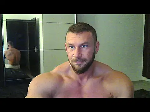 Snapshot of muscularkevin chatting on 10, 10, 2025 muscularkevin online show from 10, 10, 2025