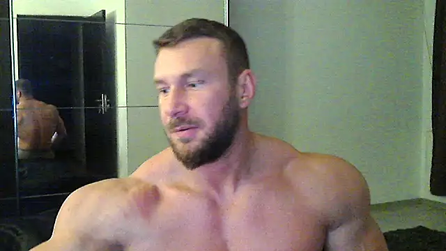Snapshot of muscularkevin chatting on 19, 10, 2025 muscularkevin online show from 19, 10, 2025
