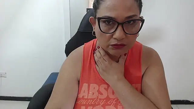 Snapshot of Katha_Marck chatting on 8, 4, 2026 Katha Marck online show from 8, 4, 2026