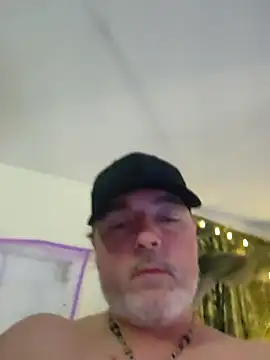 Snapshot of Hotredheadandtoungelasher chatting on 14, 12, 2024 Hotredheadandtoungelasher online show from 14, 12, 2024