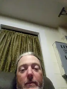 Snapshot of Hotredheadandtoungelasher chatting on 9, 10, 2025 Hotredheadandtoungelasher online show from 9, 10, 2025