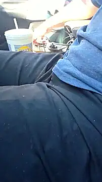 Snapshot of Hotredheadandtoungelasher chatting on 14, 10, 2025 Hotredheadandtoungelasher online show from 14, 10, 2025