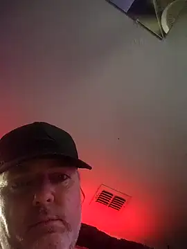 Hotredheadandtoungelasher online show from 8, 3, 2026