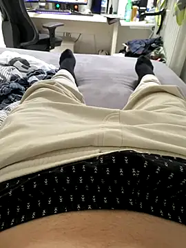 Luishorny19 online show from 18, 9, 2025