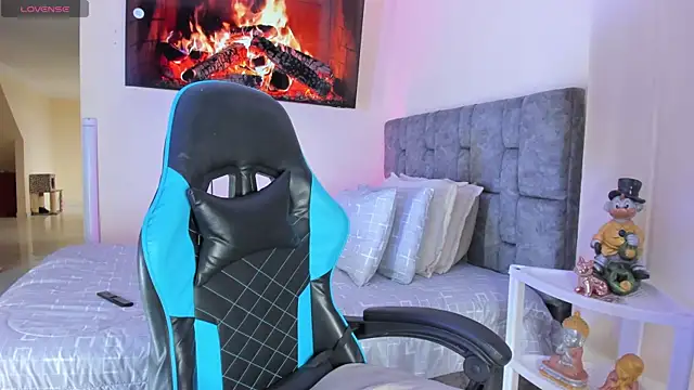 danielasexya1 online show from 8, 1, 2025