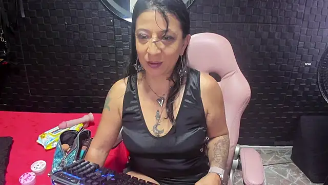 mature sexi40 online show from 26, 3, 2026