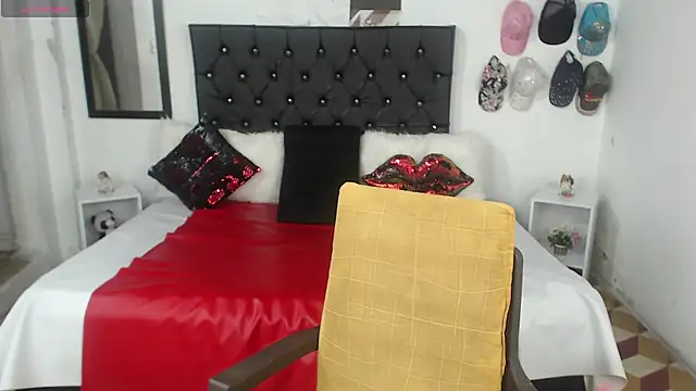 Snapshot of Sweetbigcatt chatting on 16, 3, 2025 Sweetbigcatt online show from 16, 3, 2025