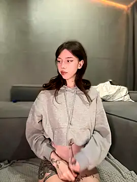 Snapshot of Bastet chatting on 2, 10, 2025 Bastet online show from 2, 10, 2025