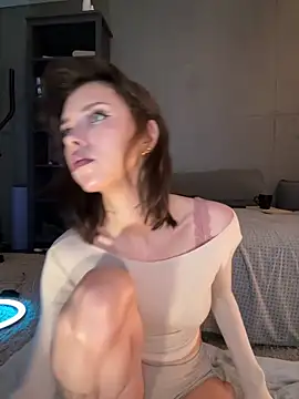 Snapshot of Bastet chatting on 12, 4, 2026 Bastet online show from 12, 4, 2026