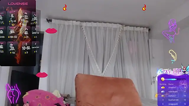 linapalacios online show from 4, 2, 2025