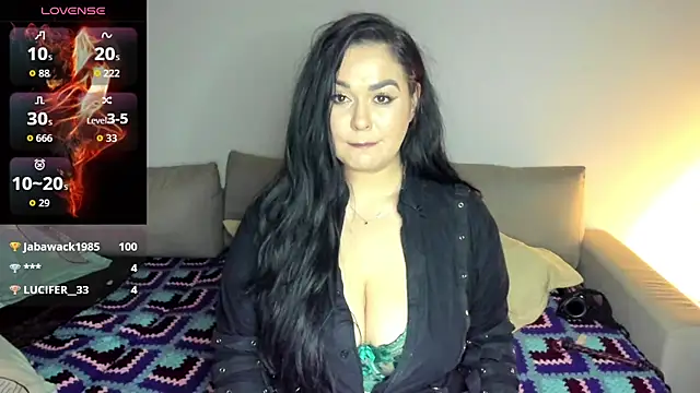 Laura sinner online show from 11, 10, 2025