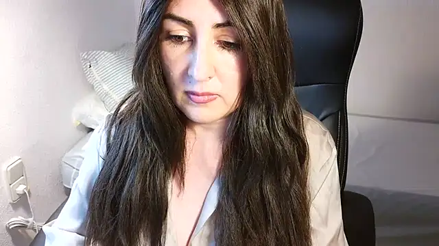 Snapshot of naughty_sarahh chatting on 4, 7, 2026 naughty sarahh online show from 4, 7, 2026