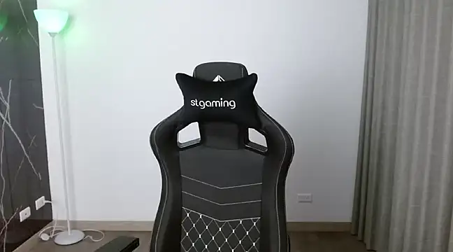 Snapshot of Dangerous-Men chatting on 19, 2, 2025 Dangerous-Men online show from 19, 2, 2025