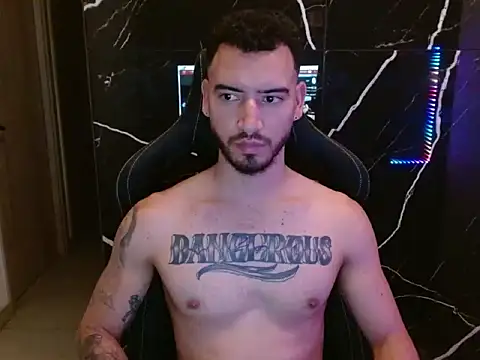 Snapshot of Dangerous-Men chatting on 31, 10, 2025 Dangerous-Men online show from 31, 10, 2025