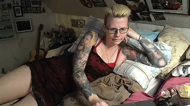 Snapshot of MaryG chatting on 30, 1, 2025 MaryG online show from 30, 1, 2025