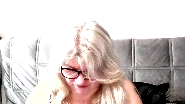 Snapshot of Diana_49 chatting on 25, 2, 2026 Diana 49 online show from 25, 2, 2026