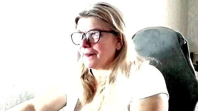 Snapshot of Diana_49 chatting on 19, 3, 2026 Diana 49 online show from 19, 3, 2026