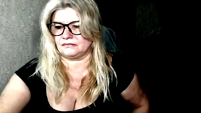 Snapshot of Diana_49 chatting on 20, 3, 2026 Diana 49 online show from 20, 3, 2026