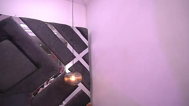 Snapshot of violeta_aroca chatting on 6, 3, 2025 violeta aroca online show from 6, 3, 2025