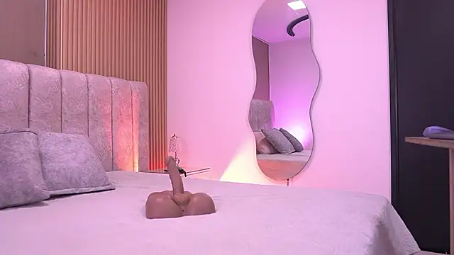 Snapshot of violeta_aroca chatting on 10, 2, 2026 violeta aroca online show from 10, 2, 2026