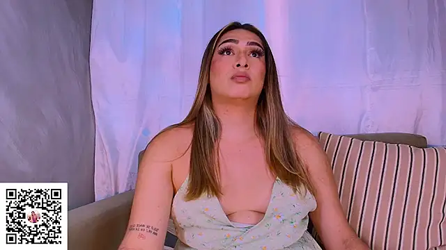 ISABELLASSMITH online show from 8, 11, 2025