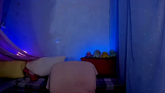 LickLizzy online show from 7, 2, 2025