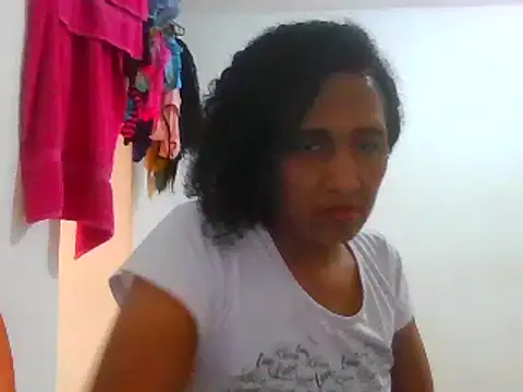 Snapshot of Aishamara chatting on 2, 3, 2025 Aishamara online show from 2, 3, 2025