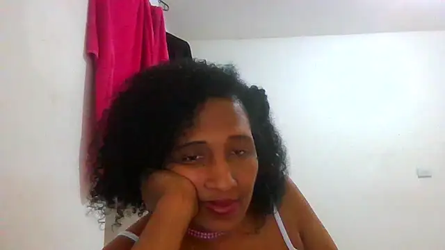 Snapshot of Aishamara chatting on 3, 3, 2025 Aishamara online show from 3, 3, 2025