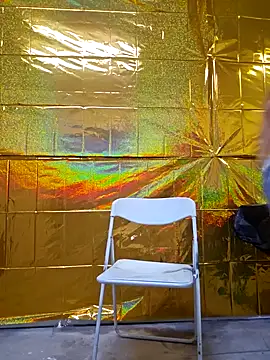 Snapshot of sweetcheekzx chatting on 6, 4, 2026 sweetcheekzx online show from 6, 4, 2026