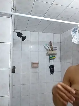 LaInsaciableIntensa online show from 17, 9, 2025