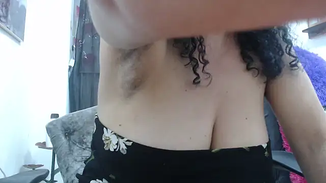 Snapshot of heyline_milf chatting on 26, 2, 2025 heyline milf online show from 26, 2, 2025