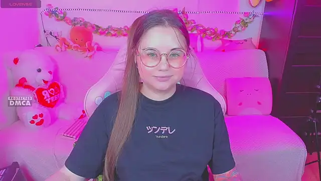 Snapshot of Lolisuccub chatting on 19, 9, 2025 Lolisuccub online show from 19, 9, 2025