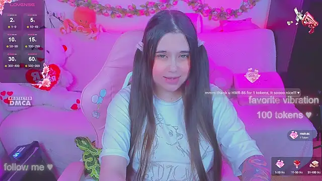 Snapshot of Lolisuccub chatting on 3, 10, 2025 Lolisuccub online show from 3, 10, 2025