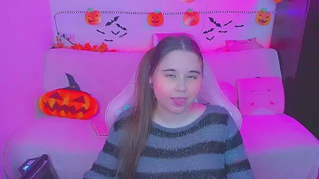 Snapshot of Lolisuccub chatting on 14, 10, 2025 Lolisuccub online show from 14, 10, 2025