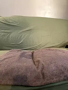 BruceIsHorny  online show from 8, 10, 2025