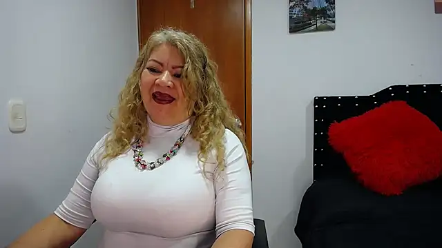 Snapshot of Ursulawhite69 chatting on 26, 1, 2025 Ursulawhite69 online show from 26, 1, 2025