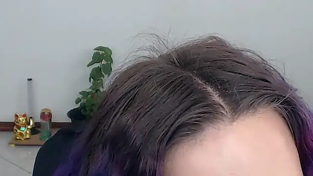 charlottezoe15 online show from 13, 5, 2026