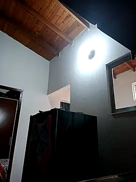 LunaZambrano online show from 18, 9, 2025