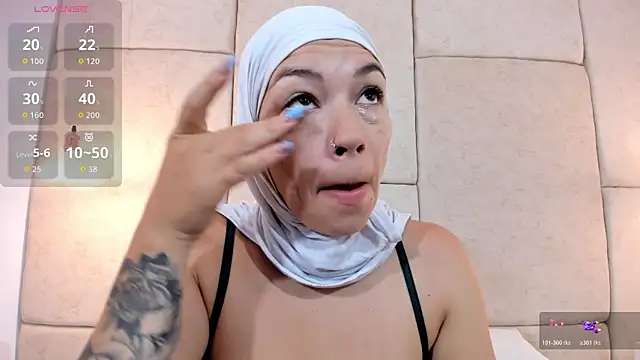 aisha vs online show from 27, 2, 2026