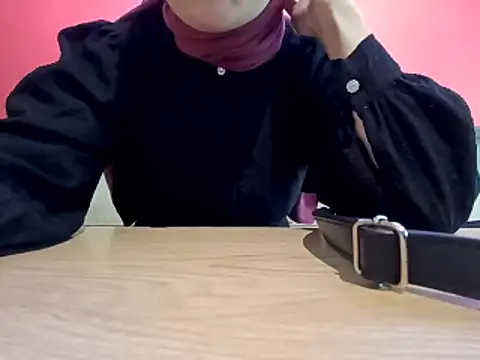 Snapshot of sutgibihatun chatting on 6, 11, 2025 sutgibihatun online show from 6, 11, 2025